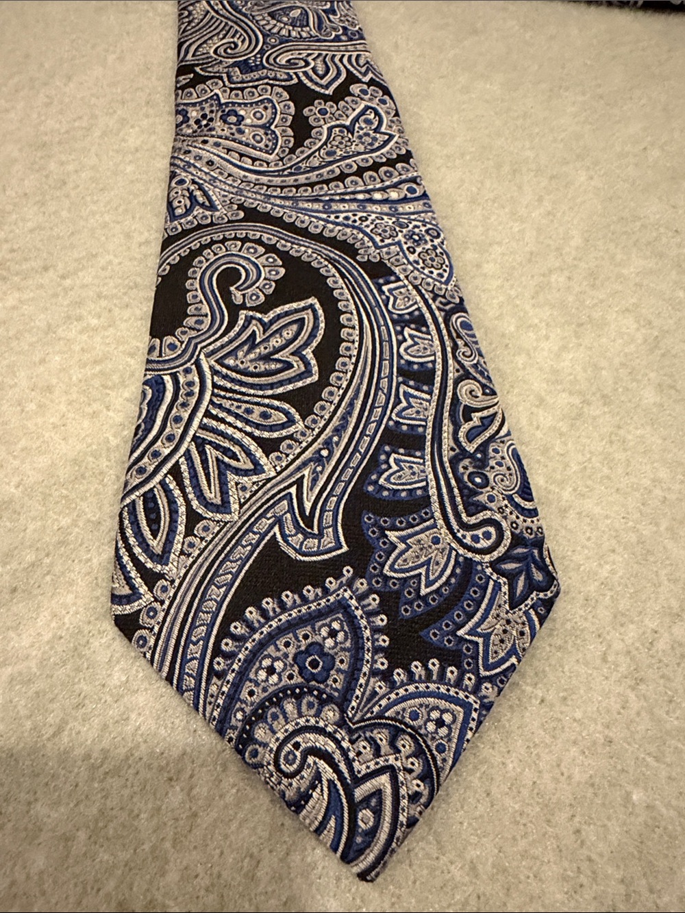 Paul Stuart Navy and Silver Paisley Silk Tie